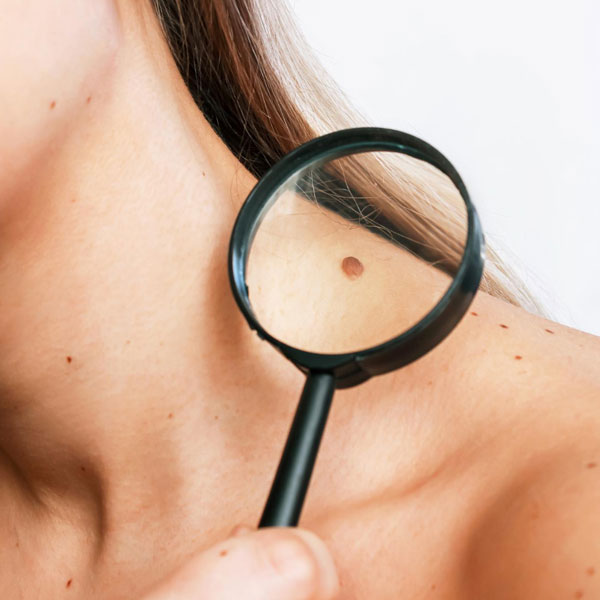 Dott. Dario Ioppolo Chirurgo Plastico e Medicina Esteticaa Milano, Como o Chiasso